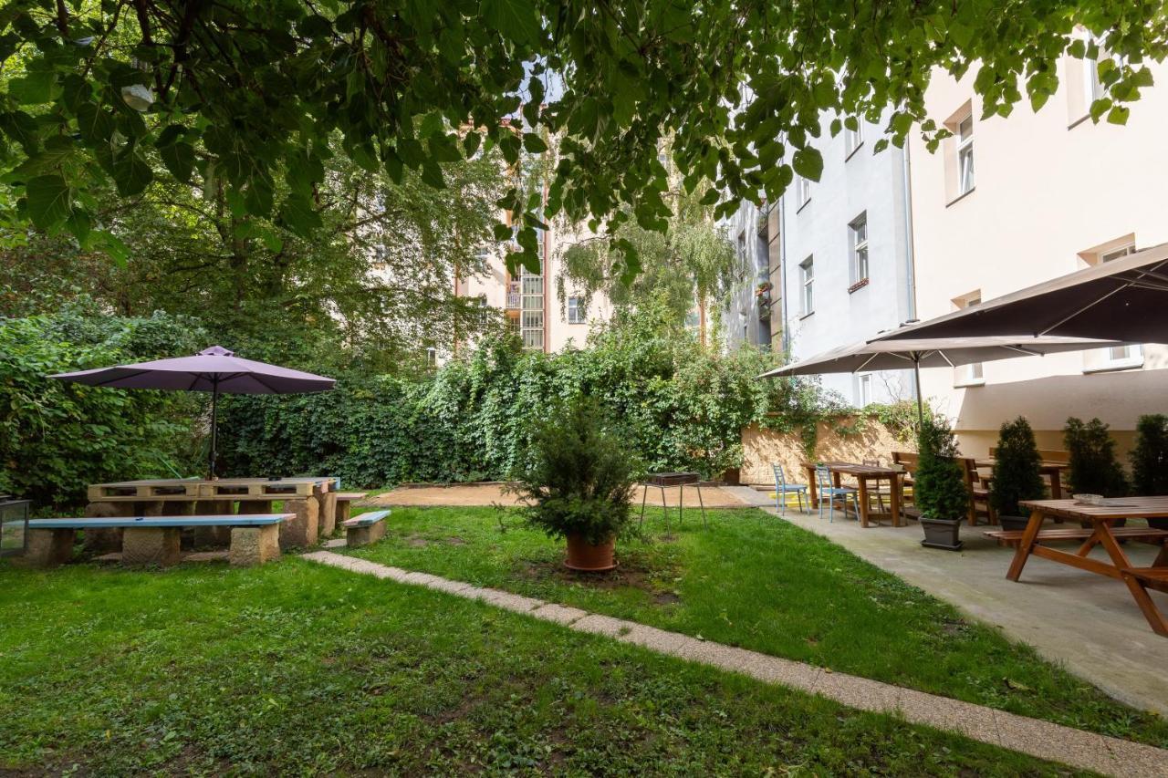 Hostel Dakura Прага Екстер'єр фото